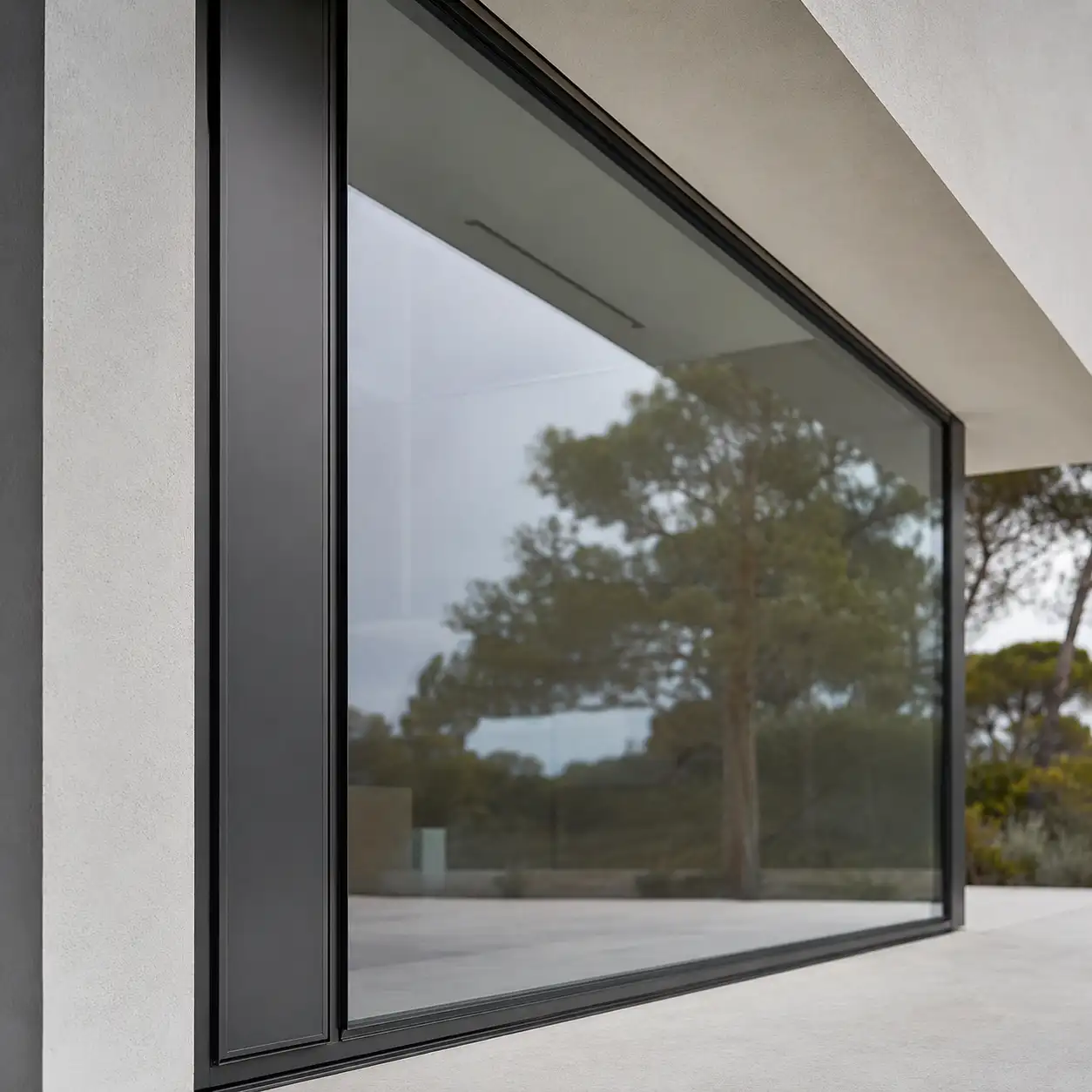Fassaden Fenster aus Aluminium mit schmaler Rahmenansicht von ecowindow