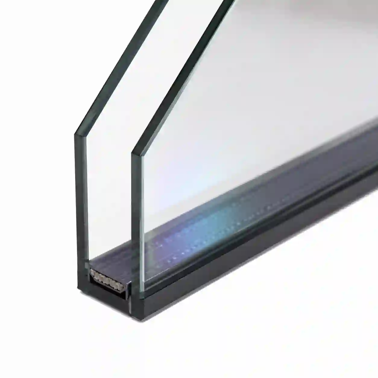 Schnitt durch eine moderne Waermeschutzverglasung mit warmer Kante und Argonfuellung von ecowindow