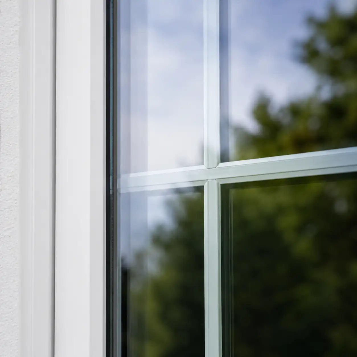 Schema einer innenliegenden Helima Kreuzsprosse im Scheibenzwischenraum eines Kreuzsprossenfensters von ecowindow